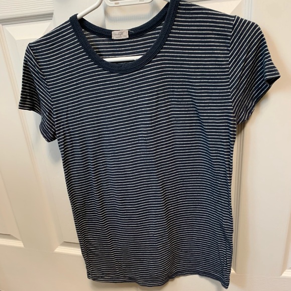 Blue and white stripe classic t shirt - Picture 1 of 5